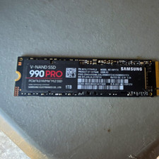 Samsung 990 PRO 1TB M.2 2280 NVMe PCIe Internal SSD Black MZ-V9P1T0 picture