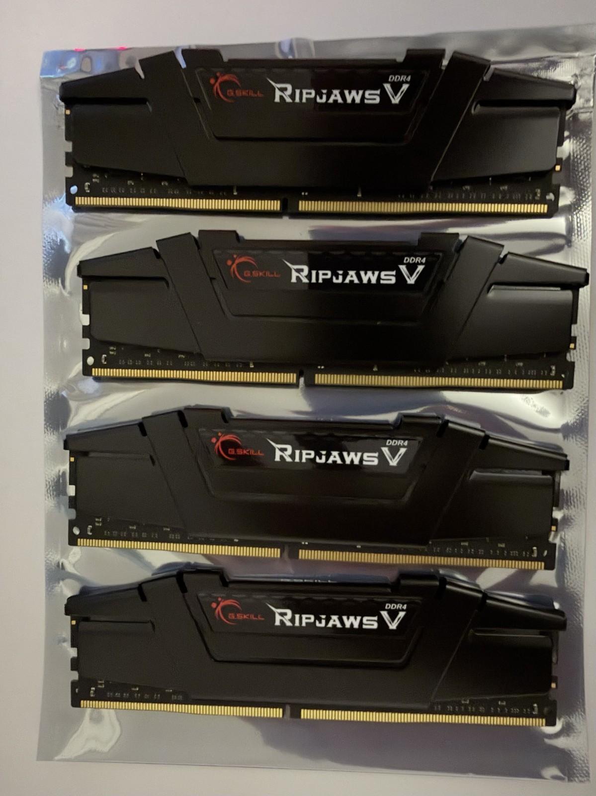 G.SKILL Ripjaws V 64GB (4x16GB) DDR4 3200 CL16 Memory F4-3200C16Q-64GVK - TESTED