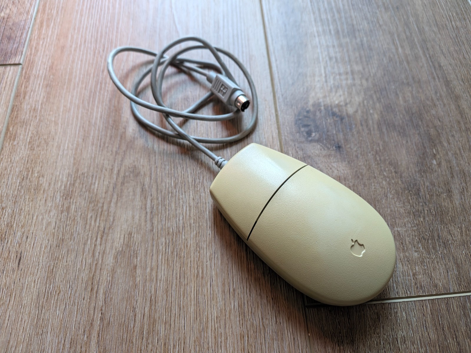 Vintage Apple Desktop Bus Mouse II 2 Model M2706 ADB (Malaysia) - TESTED WORKS