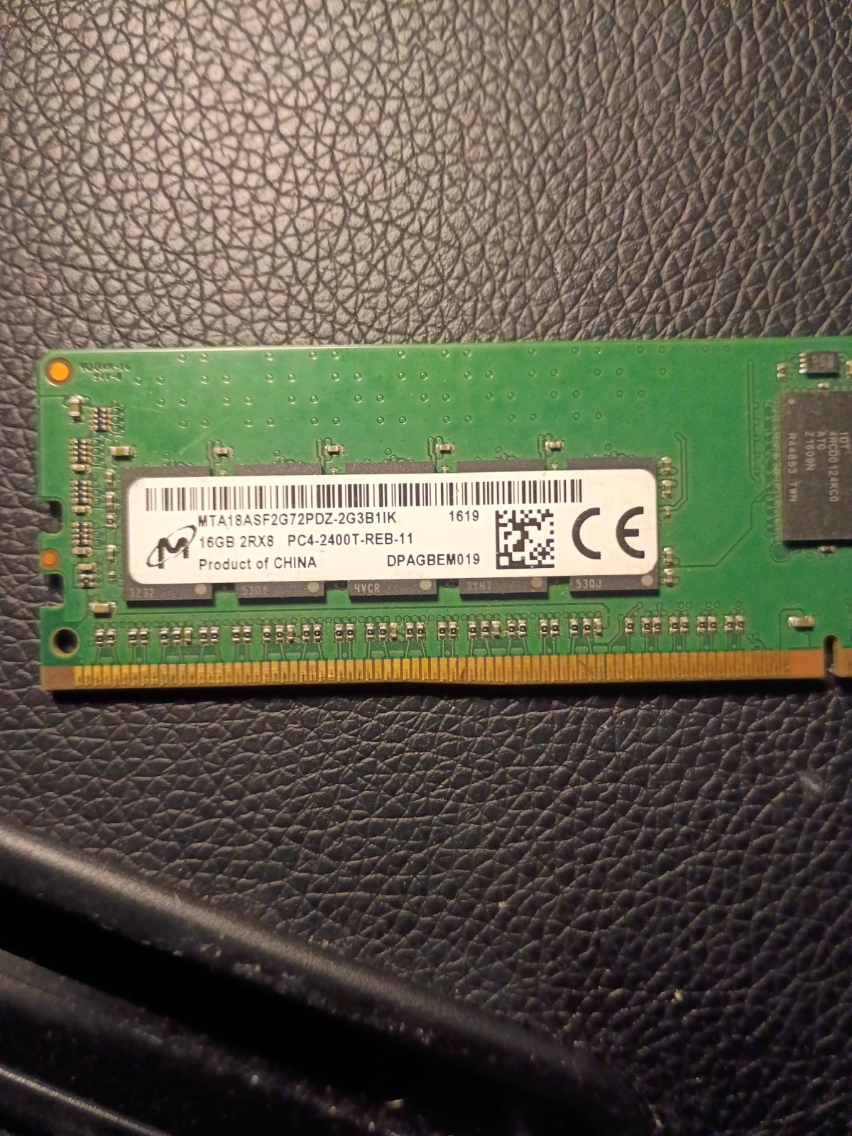 16GB Micron MTA18ASF2G72PZ-2G3B1II DDR4 PC4-2400T Server Memory 16GB Micron MTA18ASF2G72PZ-2G3B1II DDR4 PC4-2400T Server Memory
