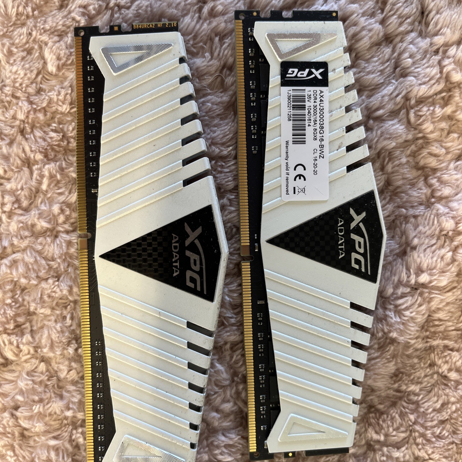 ADATA XPG DDR4 16GB (2x8GB) 3000MHz CL16 Desktop White RAM - Used 