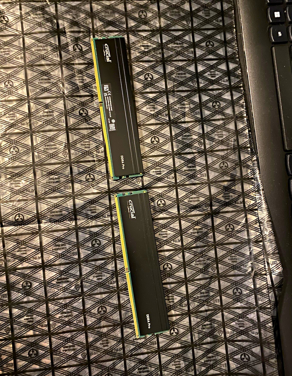 Crucial Pro DDR4 2 x 32 gb 3200 speed