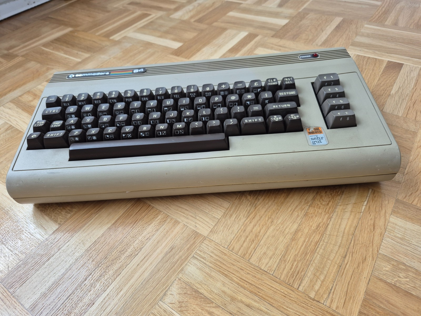 ✅ Case + Keyboard Commodore C64 ⭐ Good Condition ⭐ No Motherboard ⚡️ ✅ Case + Keyboard Commodore C64 ⭐ Good Condition ⭐ No Motherboard ⚡️