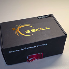 G.SKILL Trident Z 128GB (8x16GB) DDR4-3200 DIMM XMP 2.0 F4-3200C16Q2 picture