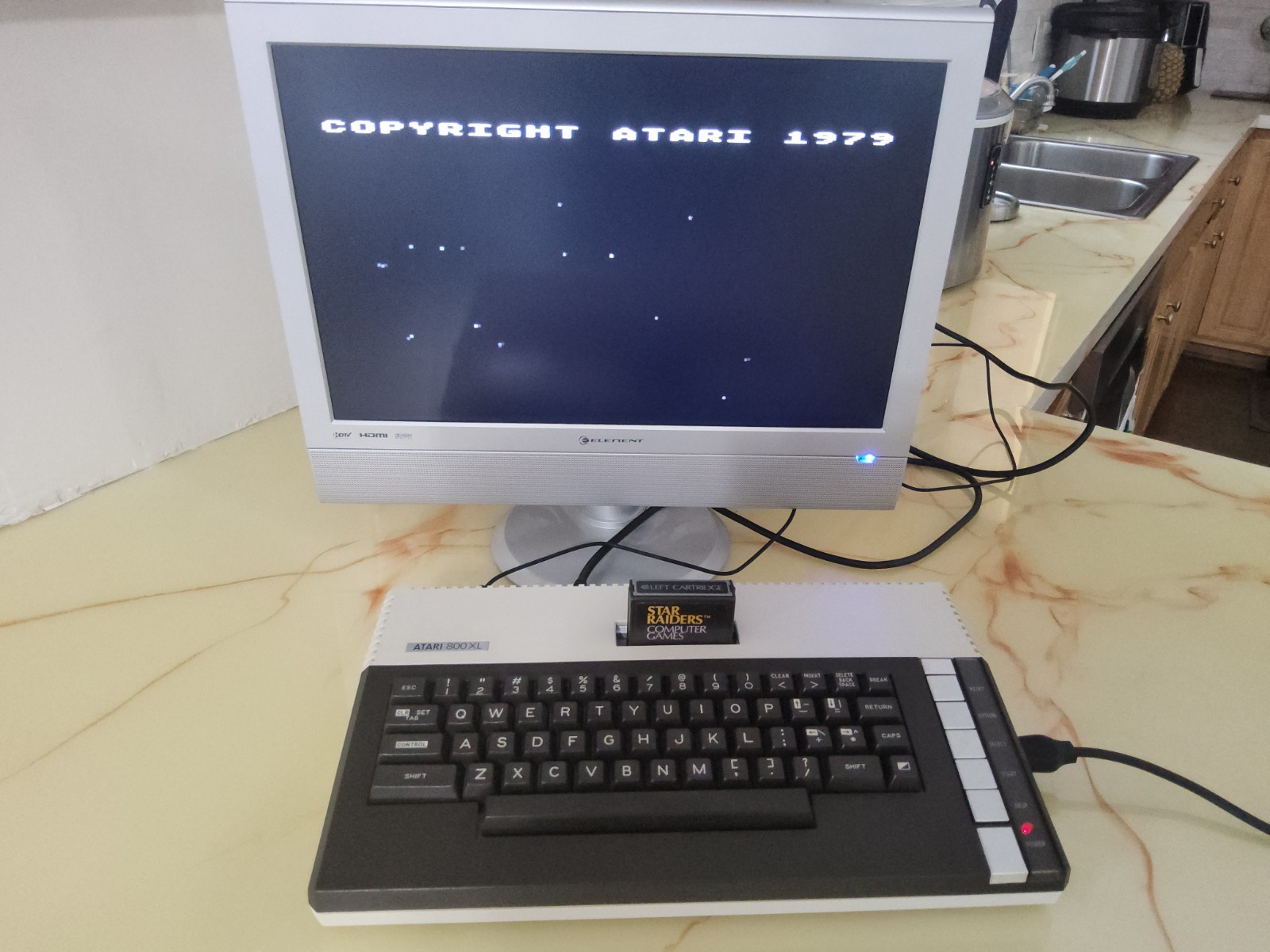Atari 800XL Home Computer. S-Video out Tested and Works