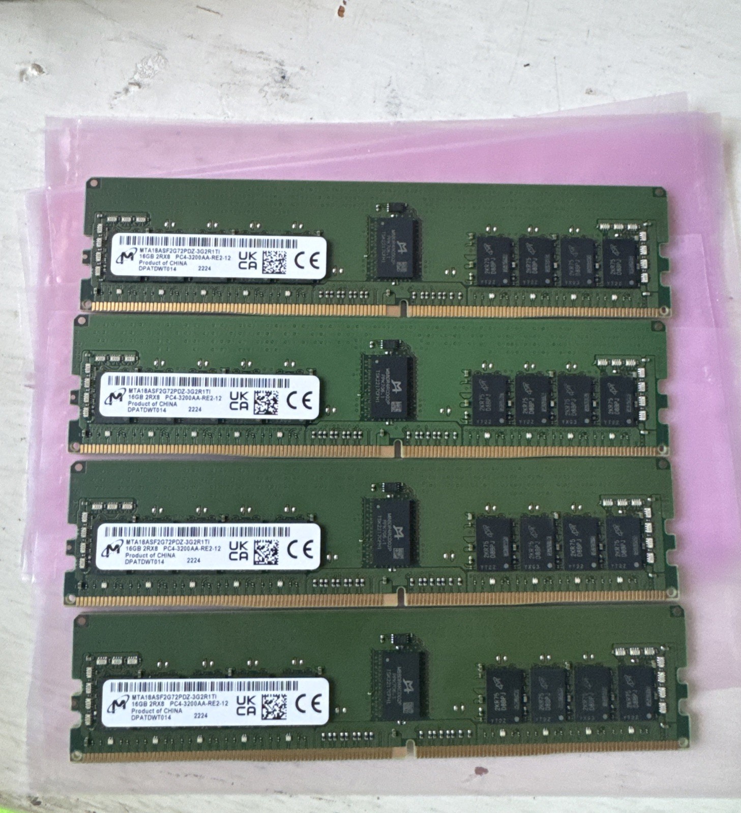 Micron 64gb 4x 16gb 2Rx8 pc4 3200AA RE2 MTA18ASF2G72PDZ-3G2R1T1 DDR4 ECC Memory Micron 64gb 4x 16gb 2Rx8 pc4 3200AA RE2 MTA18ASF2G72PDZ-3G2R1T1 DDR4 ECC Memory