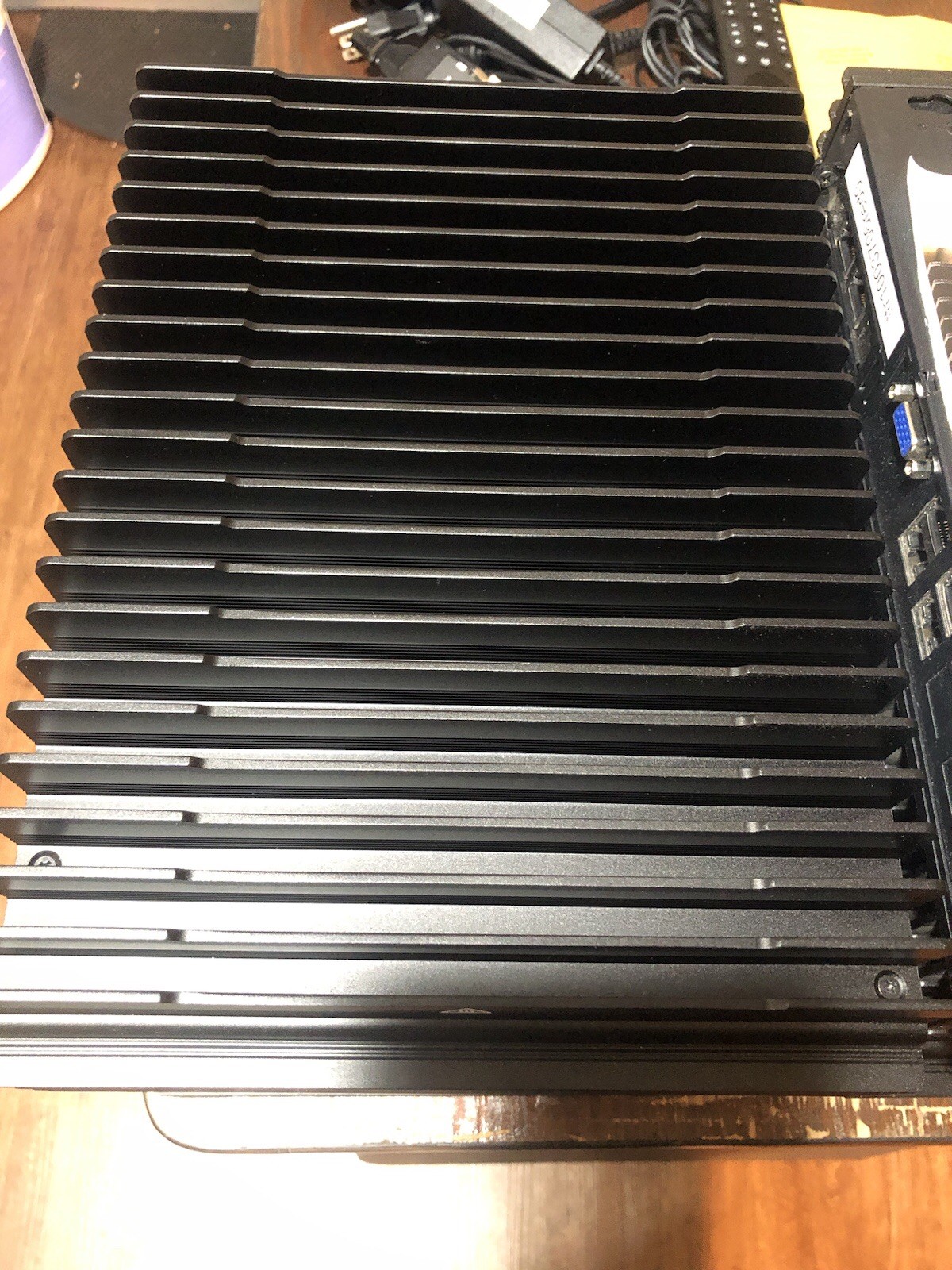 Supermicro SYS-E302-9A Fanless Server Atom C3558 16GB ECC 64GB SSD 6x GbE i350