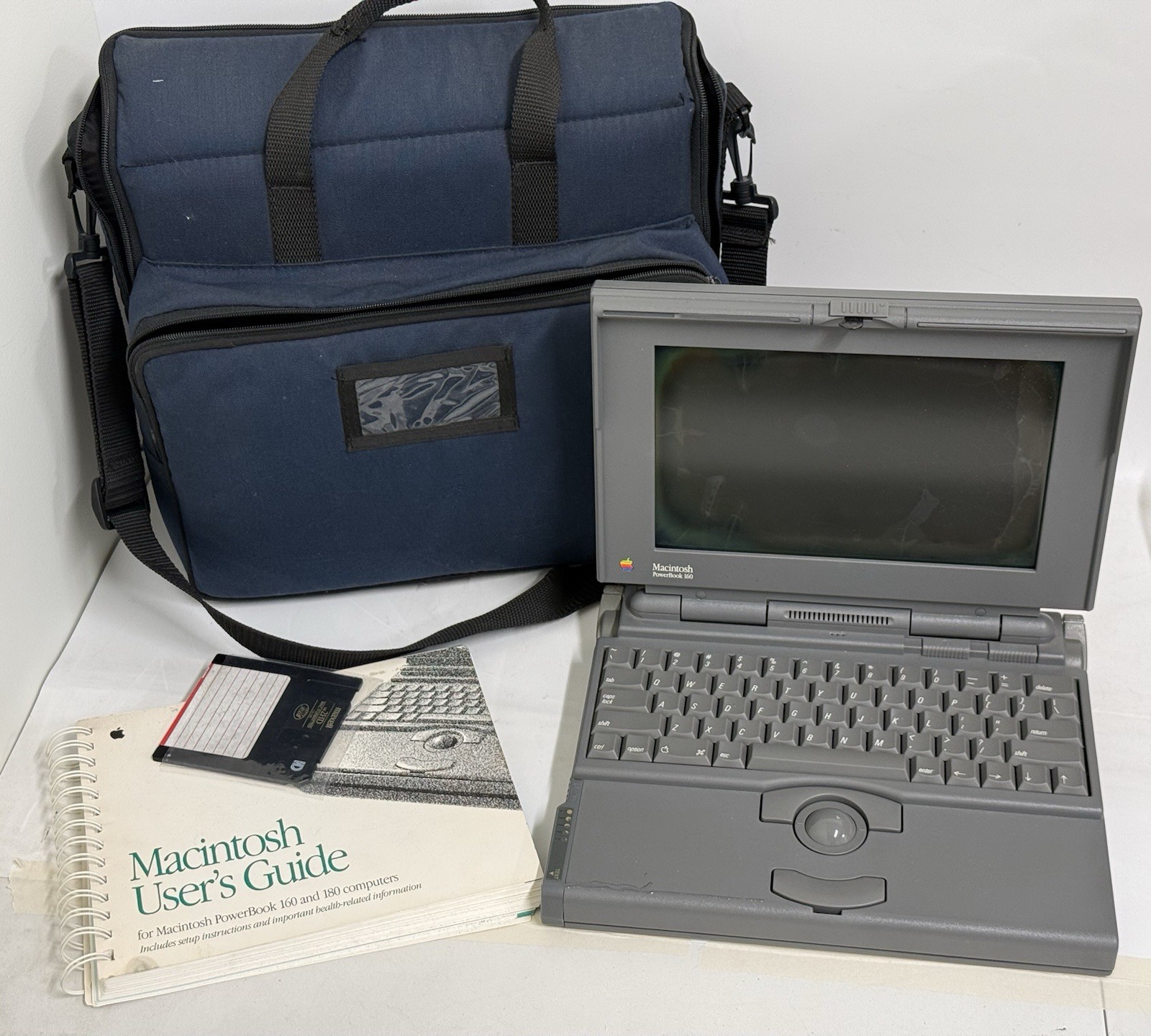 READ - UNTESTED Apple Macintosh PowerBook 160 M4550 Vintage Laptop READ - UNTESTED Apple Macintosh PowerBook 160 M4550 Vintage Laptop