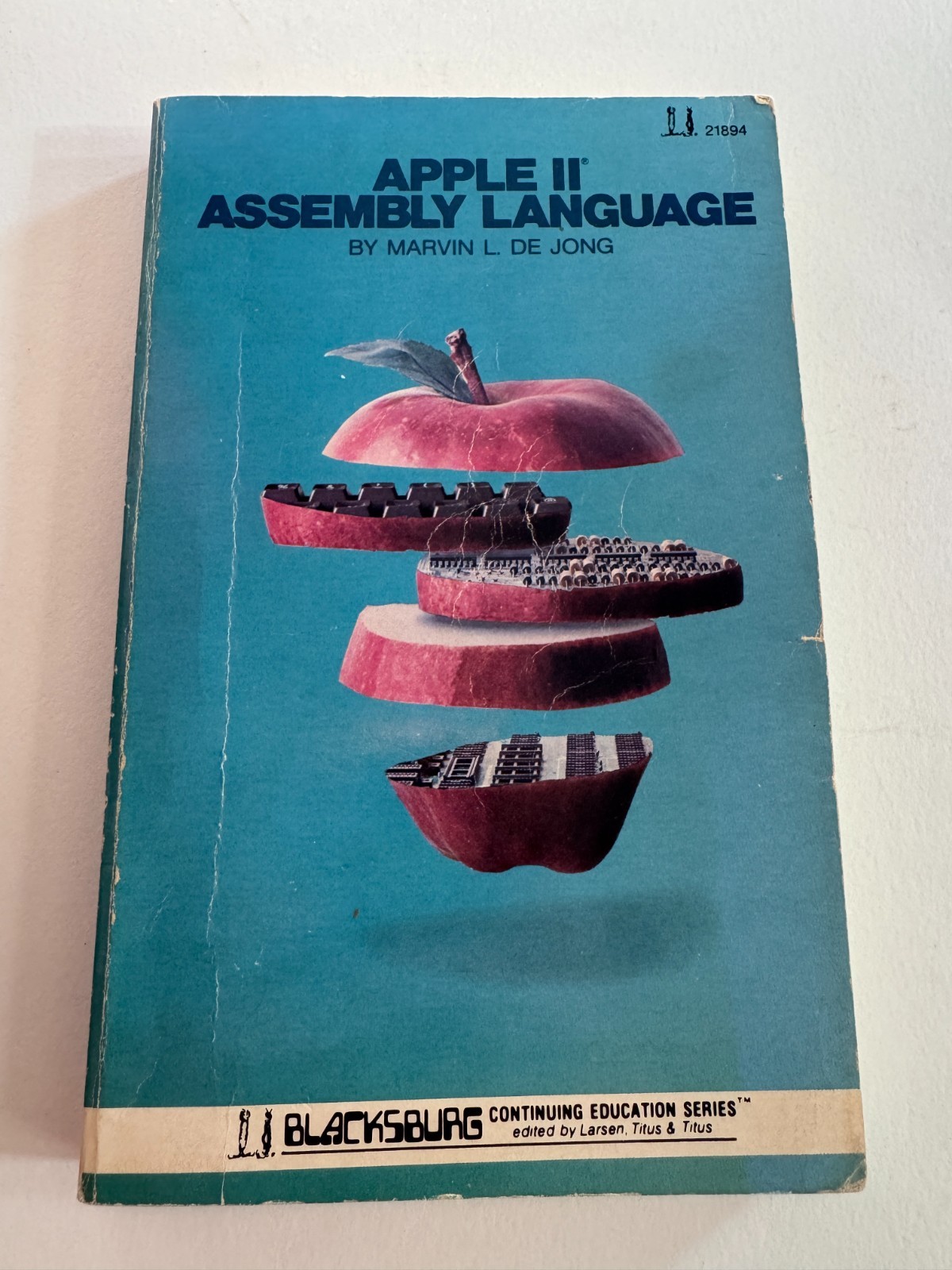 VINTAGE 1982 Apple II Assembly Language De Jong Blacksburg Sams Computing VINTAGE 1982 Apple II Assembly Language De Jong Blacksburg Sams Computing