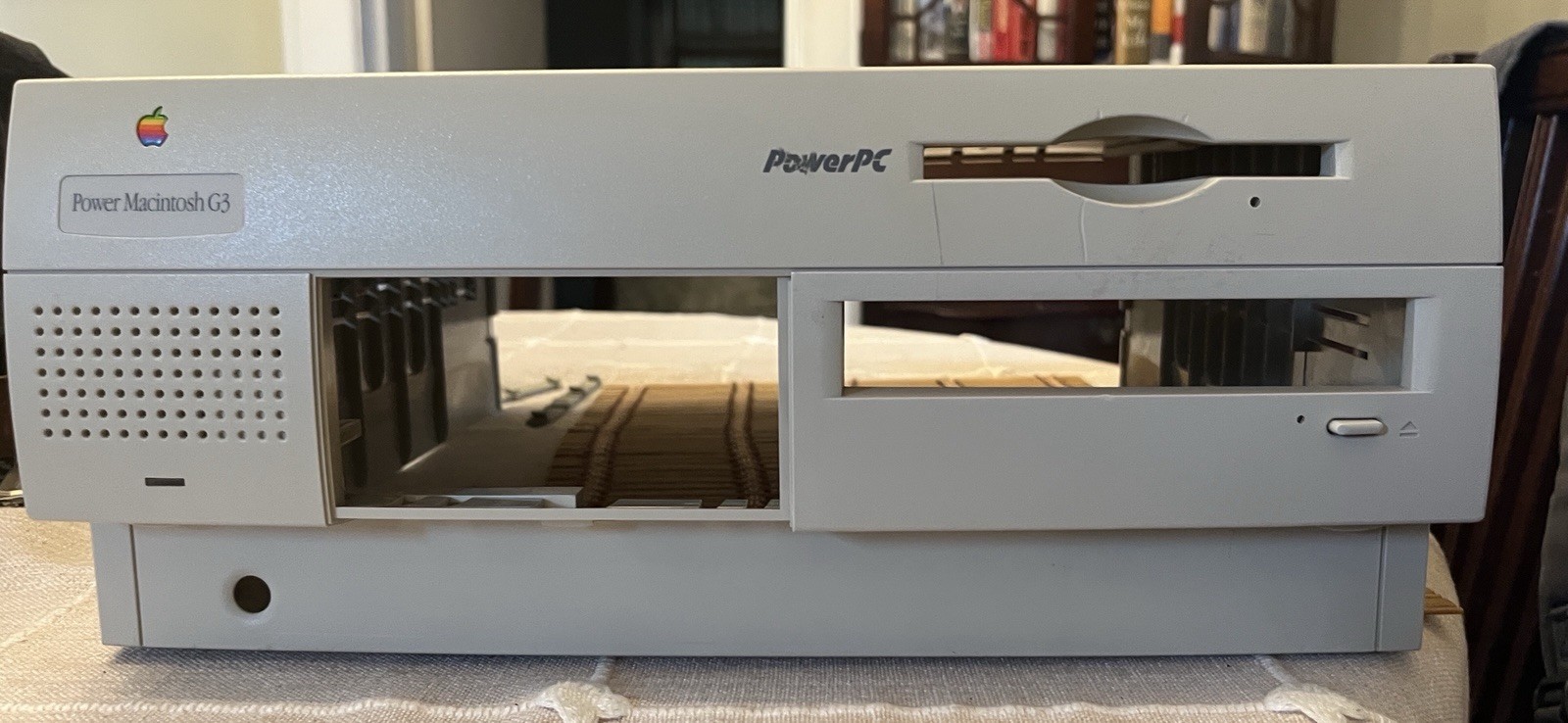 Apple Power Macintosh G3 Vintage PowerPC Desktop Computer Beige Case/Chassis