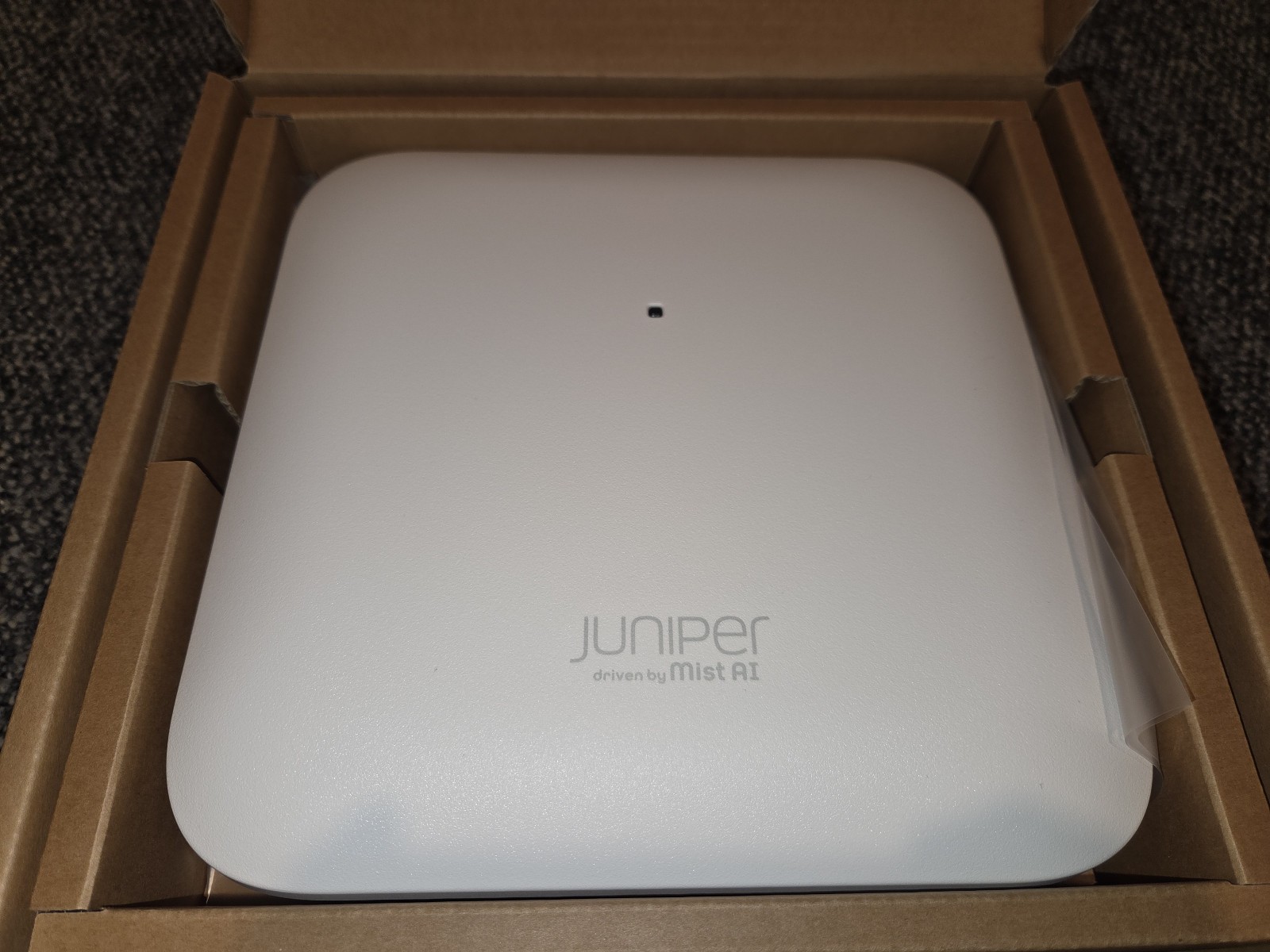Juniper Networks Mist Wireless Access Points, Model AP45 Juniper Networks Mist Wireless Access Points, Model AP45