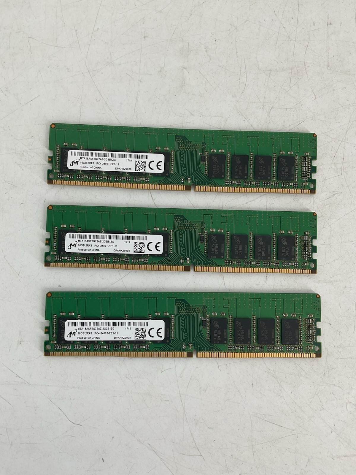 LOT OF 3 Micron 16GB DDR4-2400 ECC UDIMM MTA18ASF2G72AZ-2G3B1ZG 48GB LOT OF 3 Micron 16GB DDR4-2400 ECC UDIMM MTA18ASF2G72AZ-2G3B1ZG 48GB