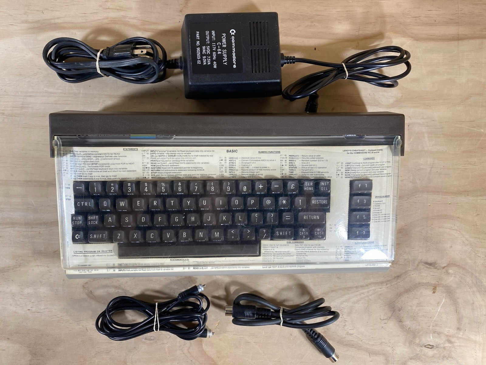 Commodore 64 Vintage Home Computer Without Box/No turn ON/FOR PARTS