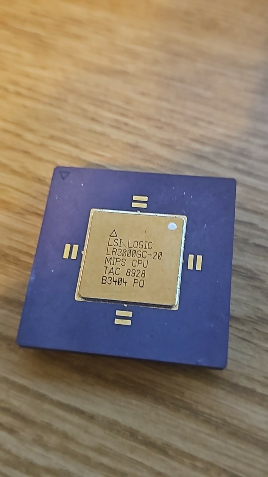 LSI Logic LR3000GC-20 MIPS R3000 20MHz RISC CPU Gold Ceramic PGA Vintage Rare