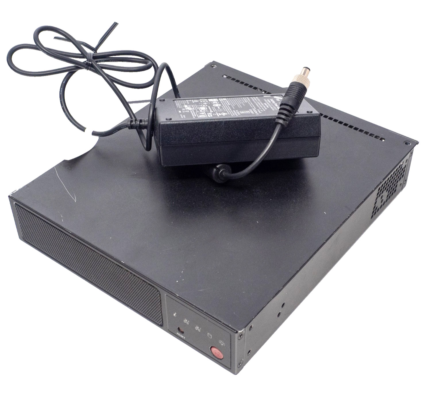 Supermicro E200-8D Barebones Server Chassis Xeon D-1528 X10SDV-6C-TLN4F 2x10GbE Supermicro E200-8D Barebones Server Chassis Xeon D-1528 X10SDV-6C-TLN4F 2x10GbE