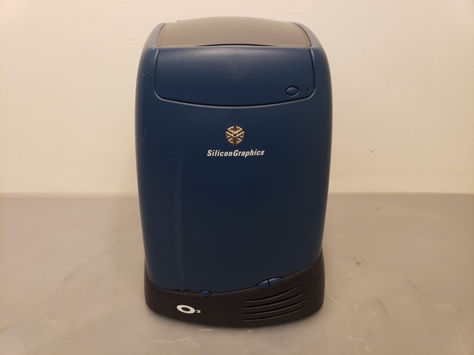 Vintage SGI O2 Silicon Graphics Workstation 180MHz 128MB 4.2GB Irix 6.5 Cosmetic