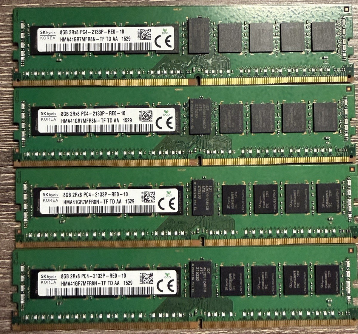 Lot 4x 8GB (32GB) SK Hynix HMA41GR7MFR8N-TF PC4-17000 RDIMM Server Memory Lot 4x 8GB (32GB) SK Hynix HMA41GR7MFR8N-TF PC4-17000 RDIMM Server Memory