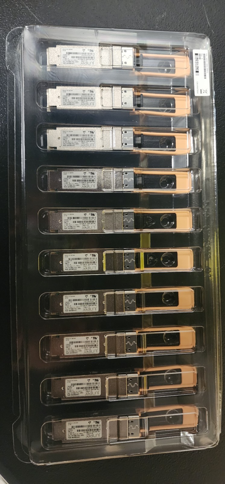 Juniper 100GBASE-SR4 QSFP+ MPO Optical Transceiver Module 740-061405