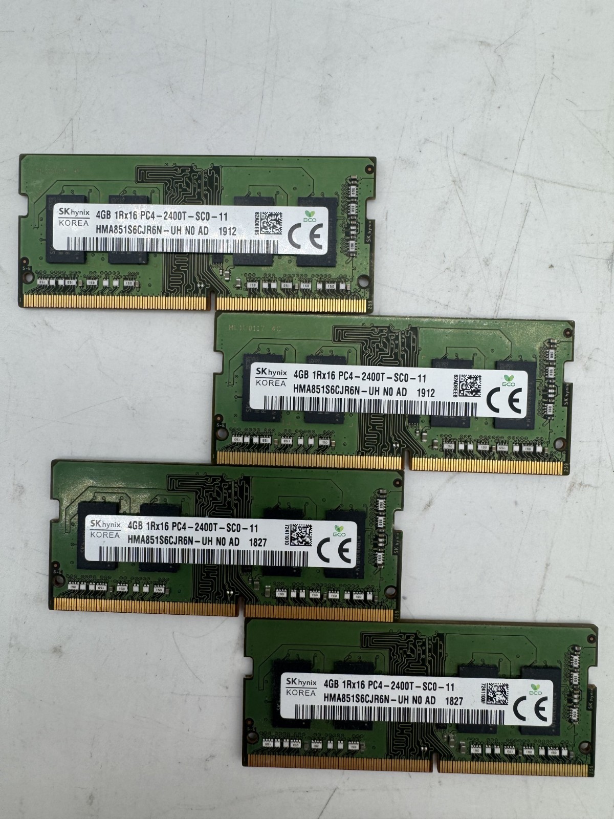 SK Hynix HMA851S6AFR6N-UH PC4-2400T-SC0-11 4GB 1Rx16 Desktop Memory RAM Lot of 4 SK Hynix HMA851S6AFR6N-UH PC4-2400T-SC0-11 4GB 1Rx16 Desktop Memory RAM Lot of 4