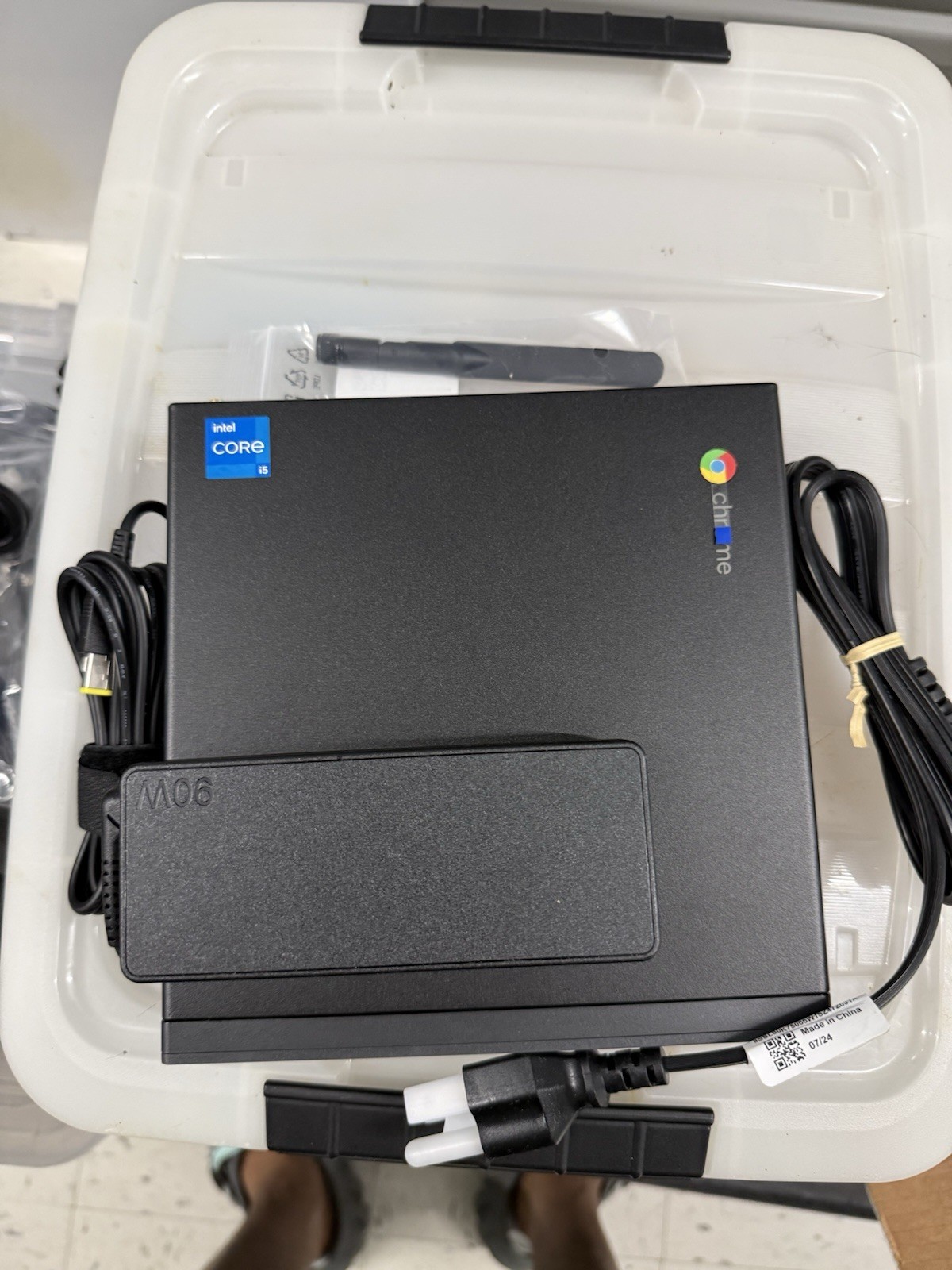 Lenovo ThinkCentre M60q Chromebox Gen 3 Intel Core i5-1235U 8GB 128GB SSD Iris X Lenovo ThinkCentre M60q Chromebox Gen 3 Intel Core i5-1235U 8GB 128GB SSD Iris X