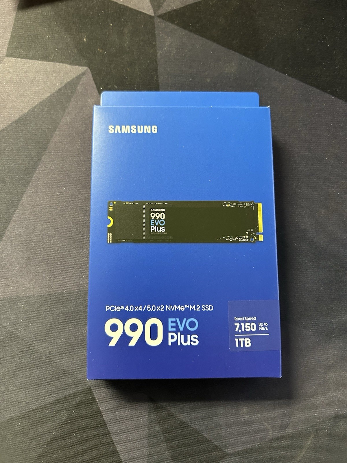 Samsung 990 EVO Plus 1TB Black PCIe NVMe M.2 SSD Samsung 990 EVO Plus 1TB Black PCIe NVMe M.2 SSD