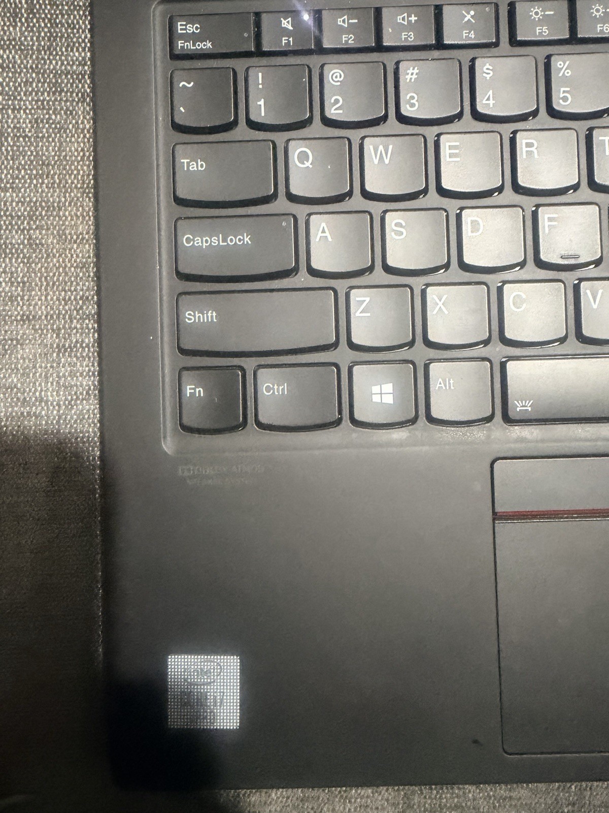 Lenovo ThinkPad X1 Carbon Gen 8, Core i7-10610U, 16GB RAM, 500GB SSD, 14\ Lenovo ThinkPad X1 Carbon Gen 8, Core i7-10610U, 16GB RAM, 500GB SSD, 14\