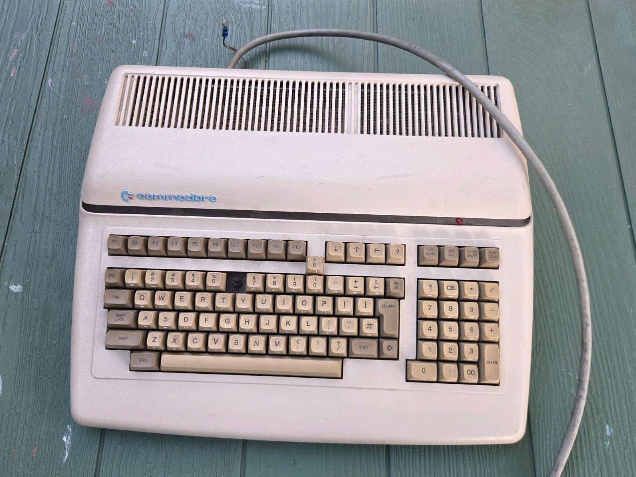 Commodore B128-80 Vintage Computer Untested As-Is 128K DRAM Commodore B128-80 Vintage Computer Untested As-Is 128K DRAM