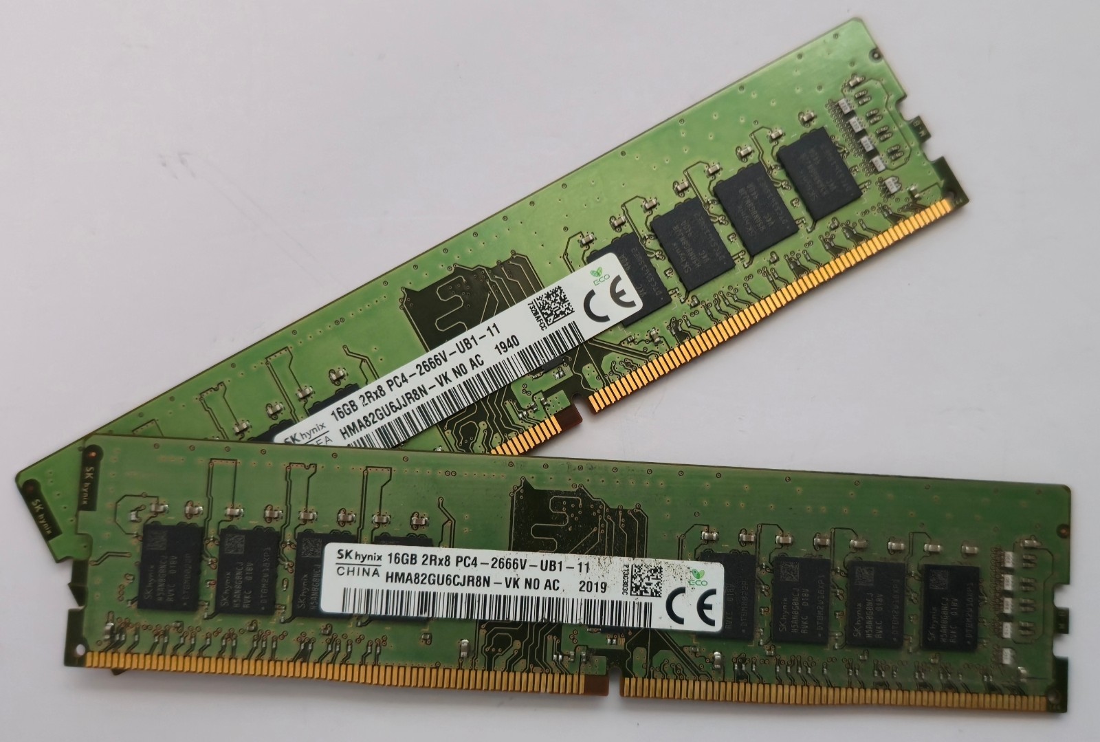 SK Hynix HMA82GU7CJR8N-VK (JJR8N) 32GB(2x16GB) 2Rx8 PC4-2666V DDR4 Server Memory
