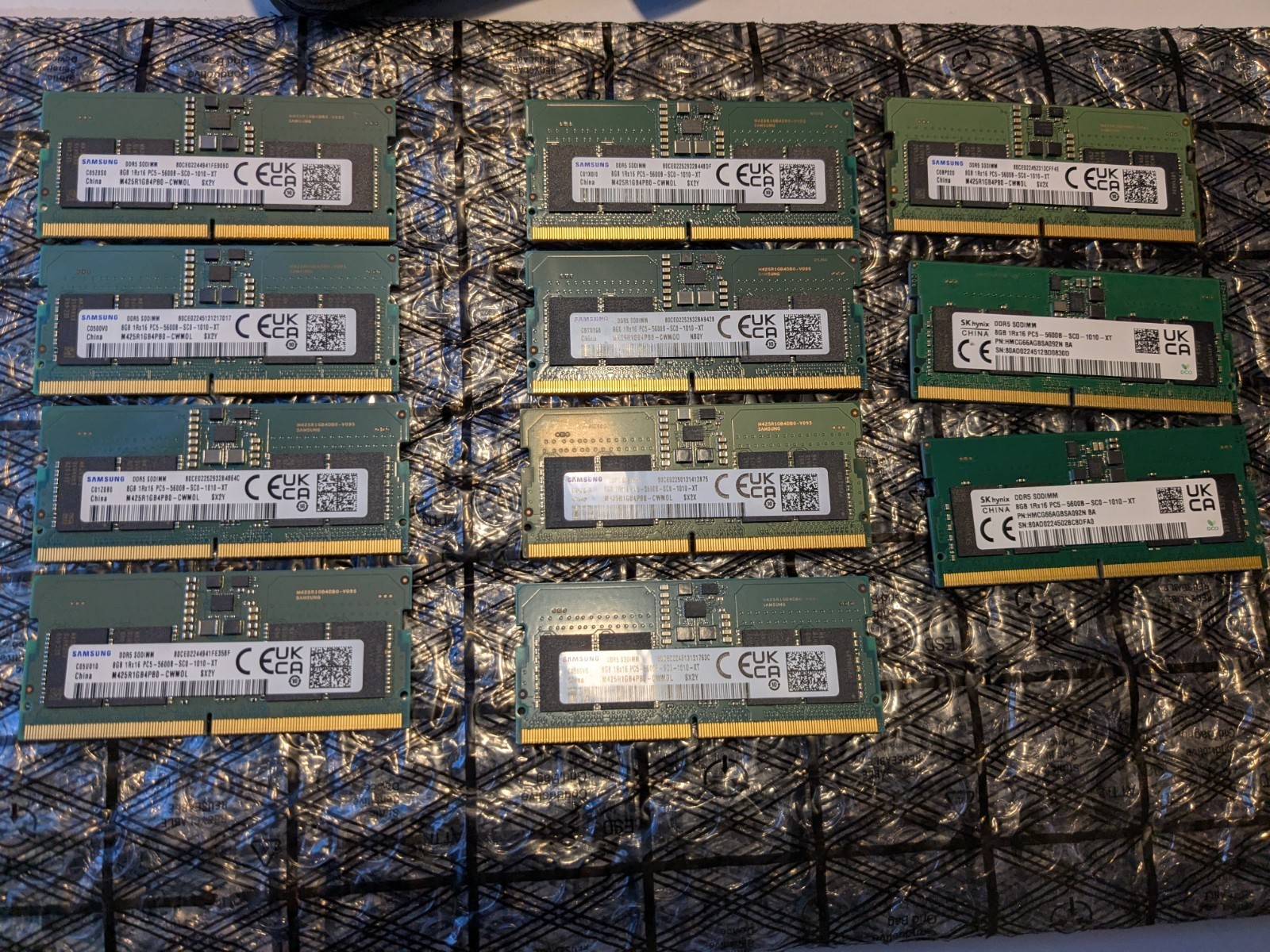 Lot Of 11- Samsung & SK 8GB DDR5-5600 SODIMM RAM 1Rx16 TESTED LOT OF 11 Lot Of 11- Samsung & SK 8GB DDR5-5600 SODIMM RAM 1Rx16 TESTED LOT OF 11