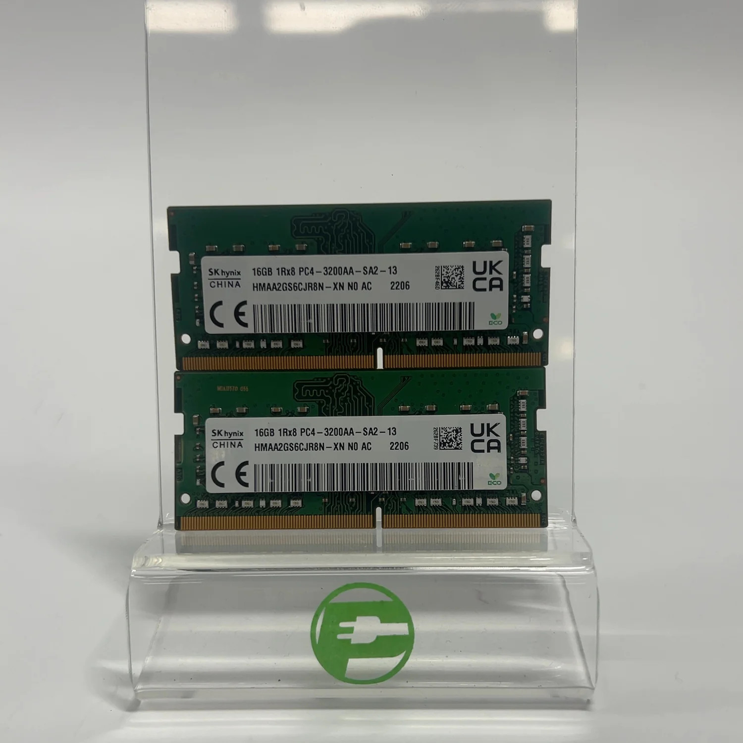 SK Hynix HMAA2GS6CJR8N 32GB (2x16GB) RAM DDR4 3200MHz PC4-3200AA-SA2-13