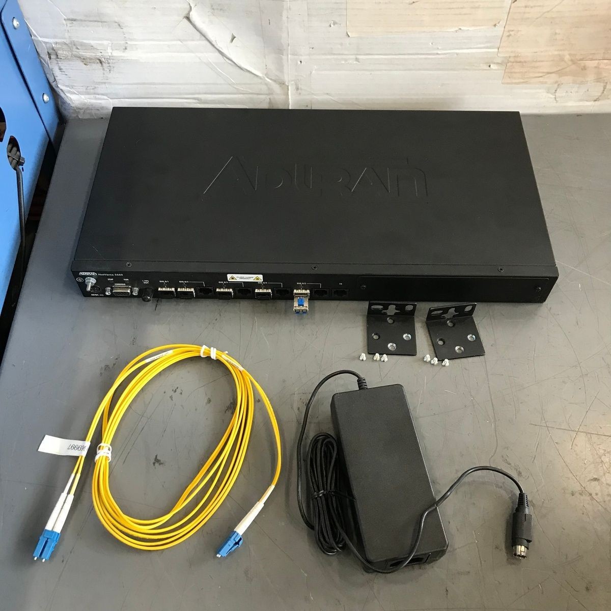 Adtran NetVanta 5660 VoIP Gateway Router - Tested Working Adtran NetVanta 5660 VoIP Gateway Router - Tested Working