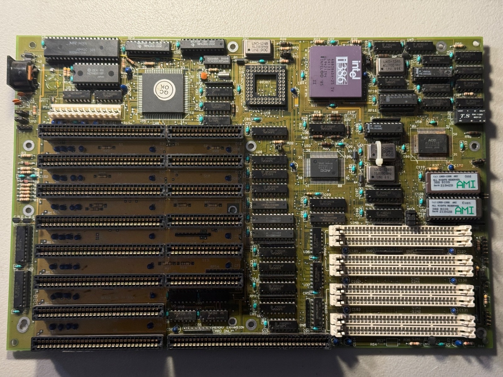 Vintage Intel 386 DX-25 Motherboard - Works