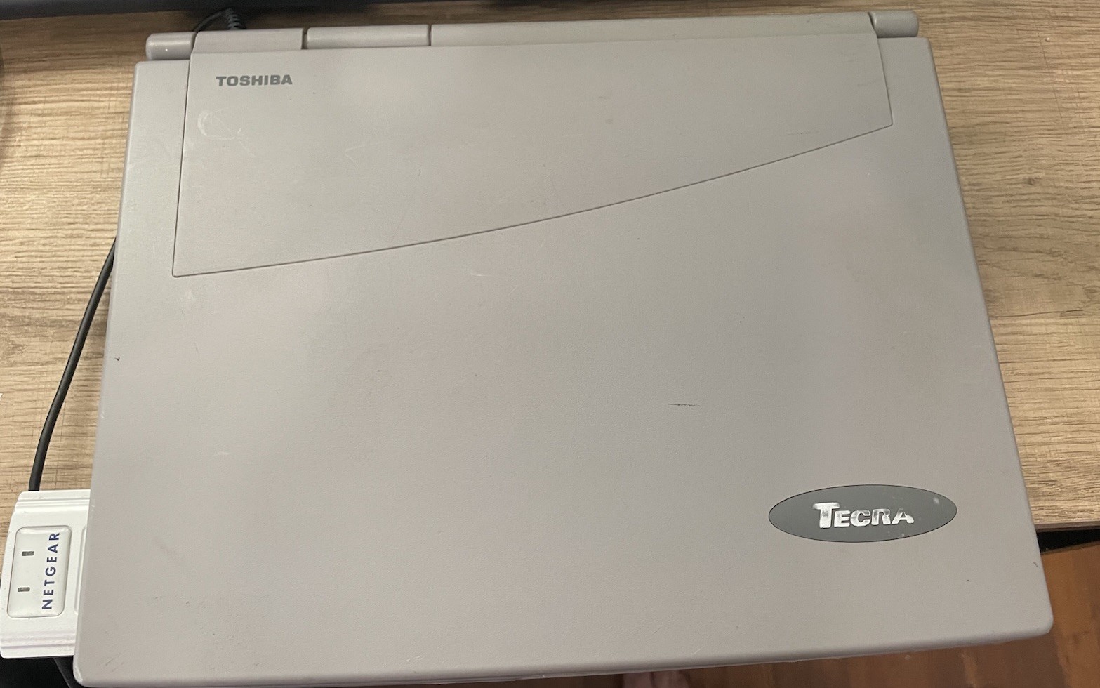 Vintage Toshiba Tecra 780CDM Laptop Computer Windows 98 65MB Memory & WiFi Adapt Vintage Toshiba Tecra 780CDM Laptop Computer Windows 98 65MB Memory & WiFi Adapt