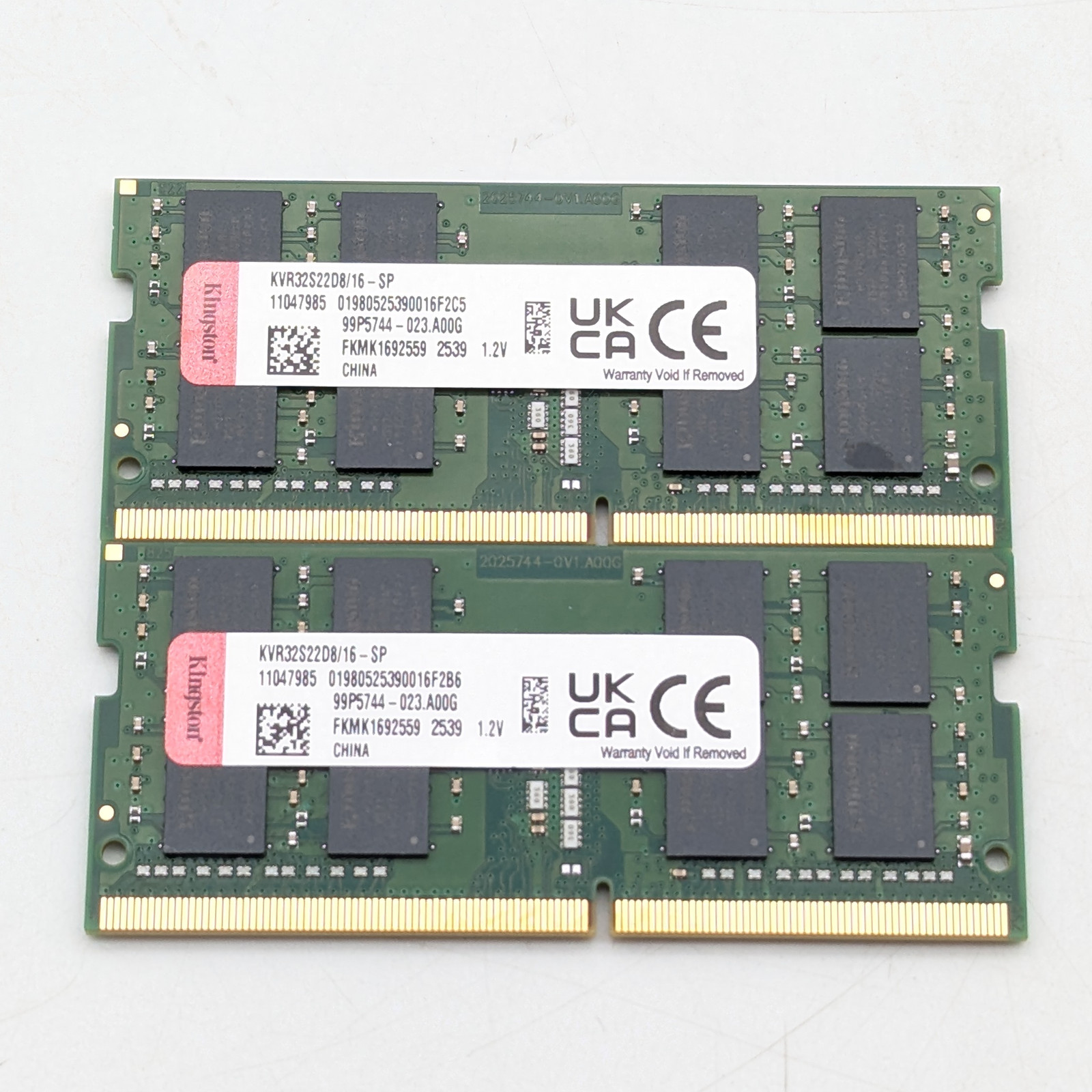 Kingston 32GB (2x16GB) DDR4-3200 PC4-25600 SODIMM RAM (KVR32S22D8/16-SP)