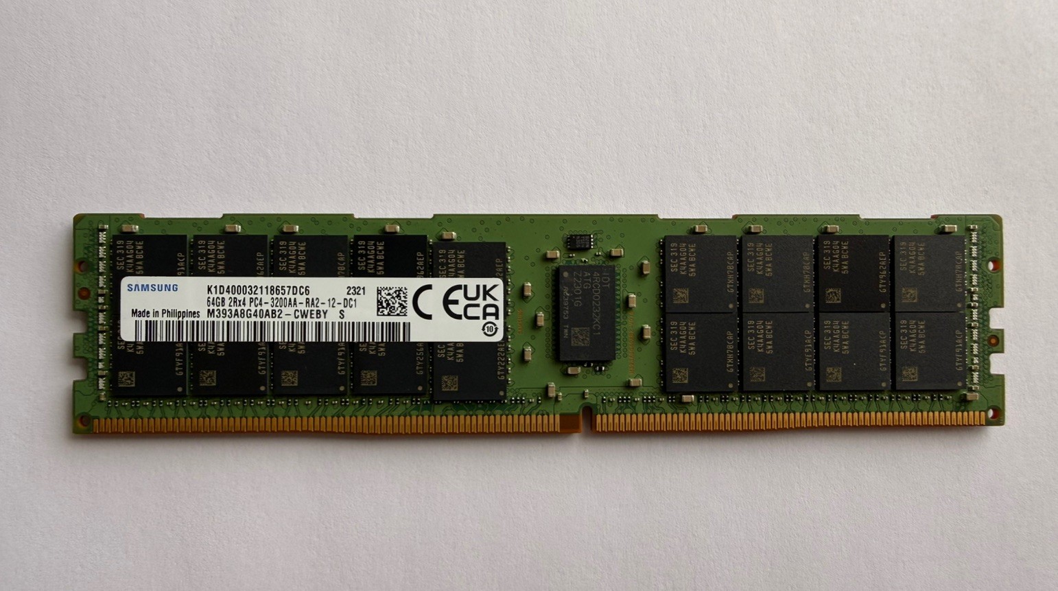 64GB Samsung PC4 3200AA DDR4 25600 2RX4 Server RAM M393A8G40AB2