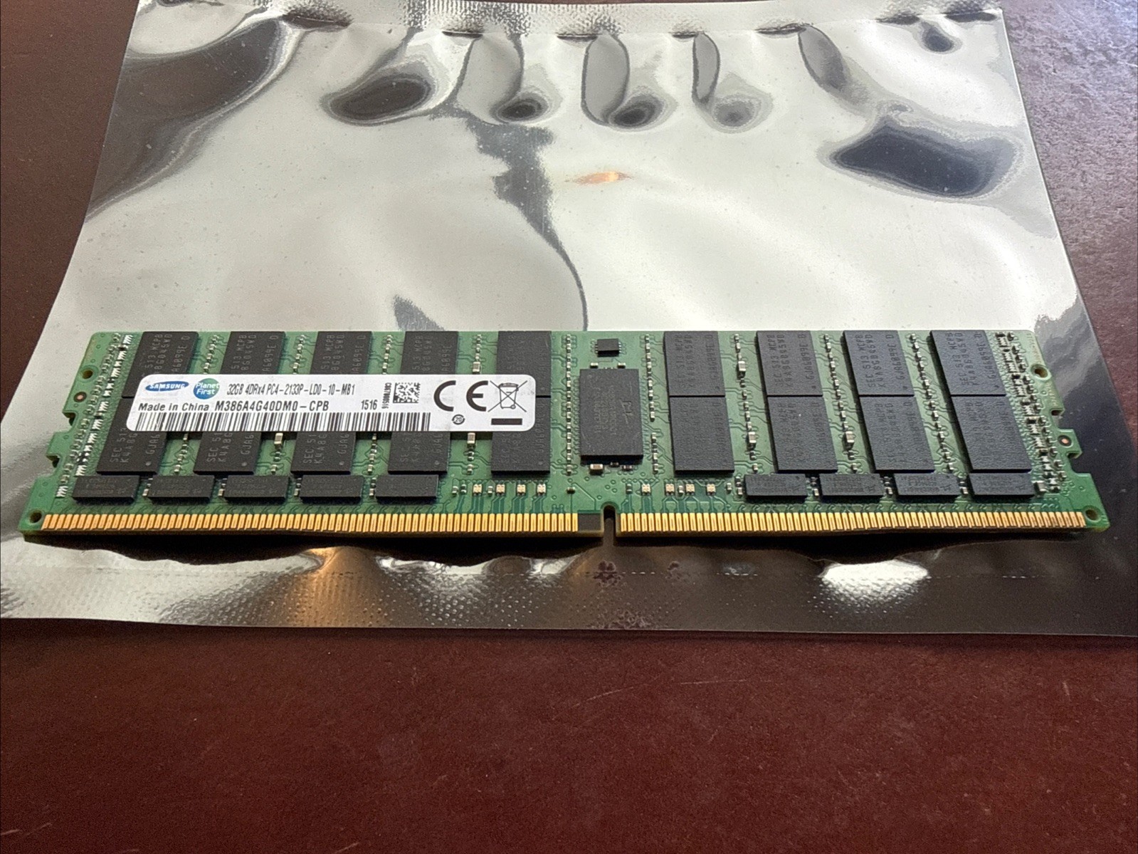 Samsung 32GB 4DRx4 PC4-2133P DDR4-19200 ECC LRDIMM M386A4G40DM0-CPB Server RAM Samsung 32GB 4DRx4 PC4-2133P DDR4-19200 ECC LRDIMM M386A4G40DM0-CPB Server RAM
