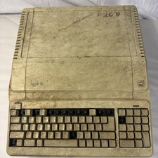 Vintage Apple IIe Platinum A2S2128 128K Computer Parts Repair Missing Keys picture
