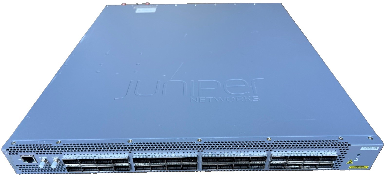 Juniper  QFX5200-32C-AFO 32x100 Gigabit QSFP28 Switch