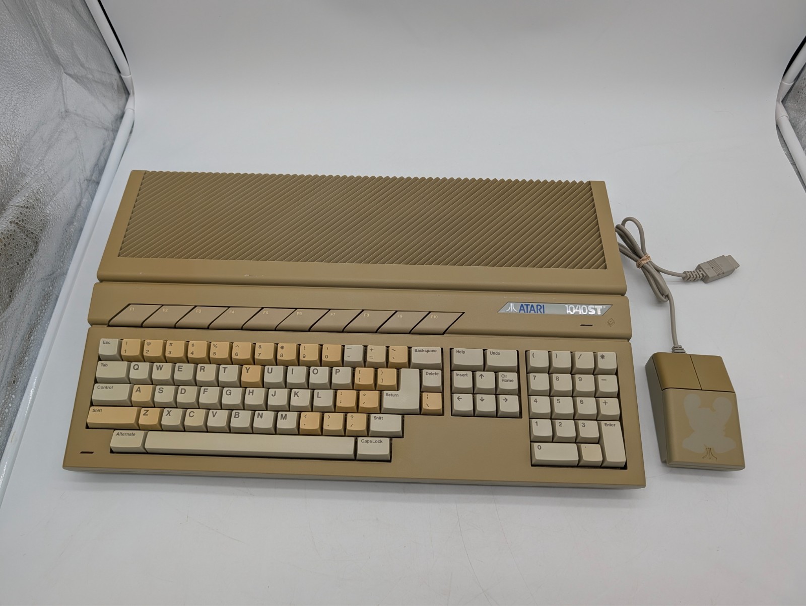 Atari 1040ST Vintage Home Computer w/ Original Mouse Untested Parts Repair AS IS Atari 1040ST Vintage Home Computer w/ Original Mouse Untested Parts Repair AS IS