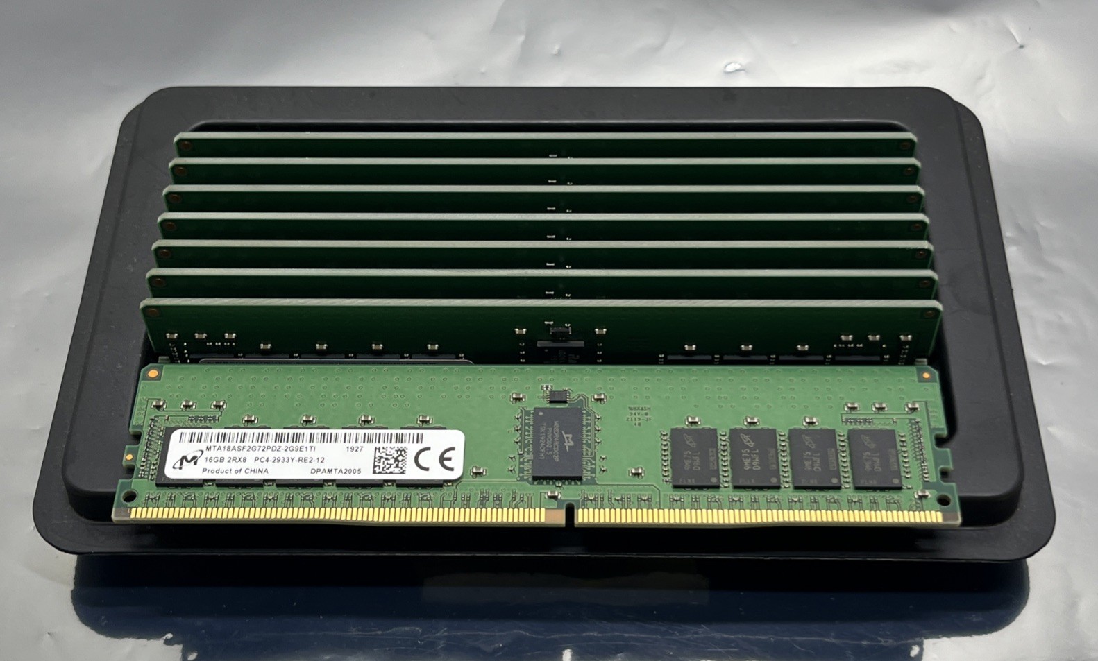 Lot of 8 Micron 16GB (8x16=128GB) PC4-2933Y 2Rx8 DDR4 RAM Memory MTA18ASF2G72PDZ Lot of 8 Micron 16GB (8x16=128GB) PC4-2933Y 2Rx8 DDR4 RAM Memory MTA18ASF2G72PDZ