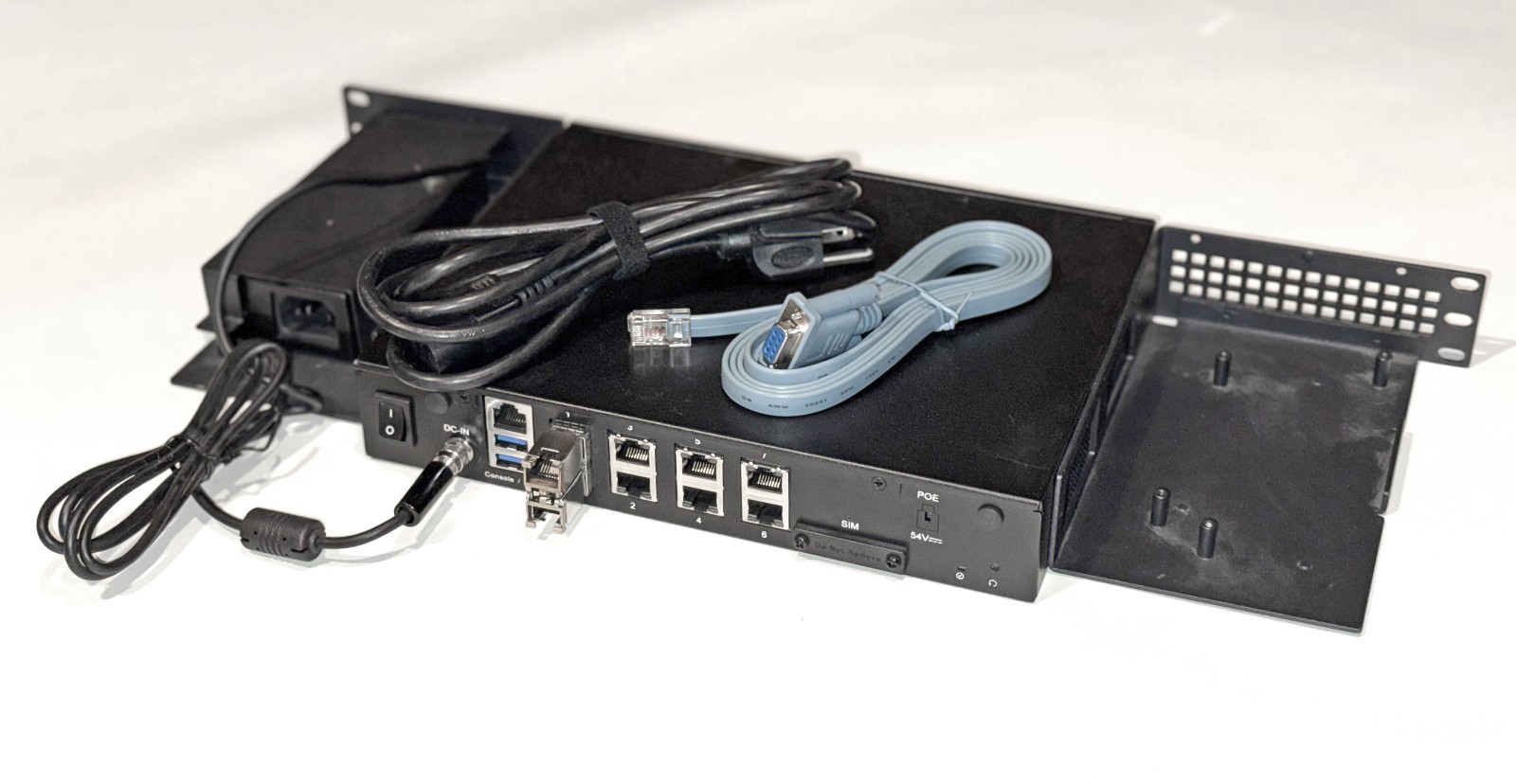 OPNsense Firewall VPN QAT 8-Core Atom C3758 2.20GHz 16GB DDR4 128GB SSD 8xNIC OPNsense Firewall VPN QAT 8-Core Atom C3758 2.20GHz 16GB DDR4 128GB SSD 8xNIC