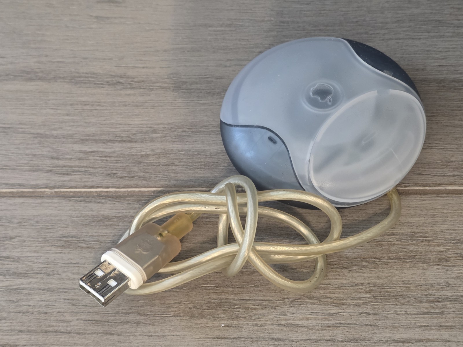 Vintage Apple M4848 USB Mouse GRAPHITE iMac G3 Hockey Puck Mouse 1998 Vintage Apple M4848 USB Mouse GRAPHITE iMac G3 Hockey Puck Mouse 1998