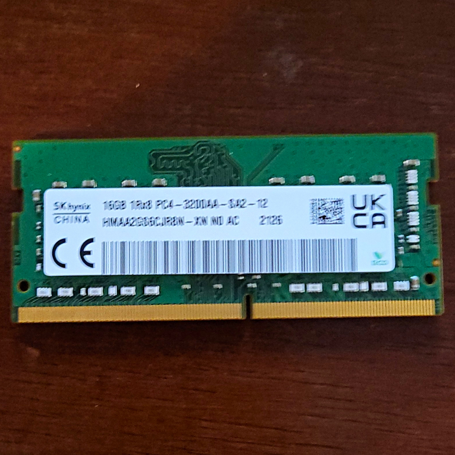 SK hynix 16GB DDR4-3200 PC4-3200AA 260-Pin SO-DIMM Non-ECC HMAA2GS6CJR8N-XN