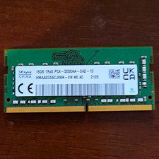 SK hynix 16GB DDR4-3200 PC4-3200AA 260-Pin SO-DIMM Non-ECC HMAA2GS6CJR8N-XN picture