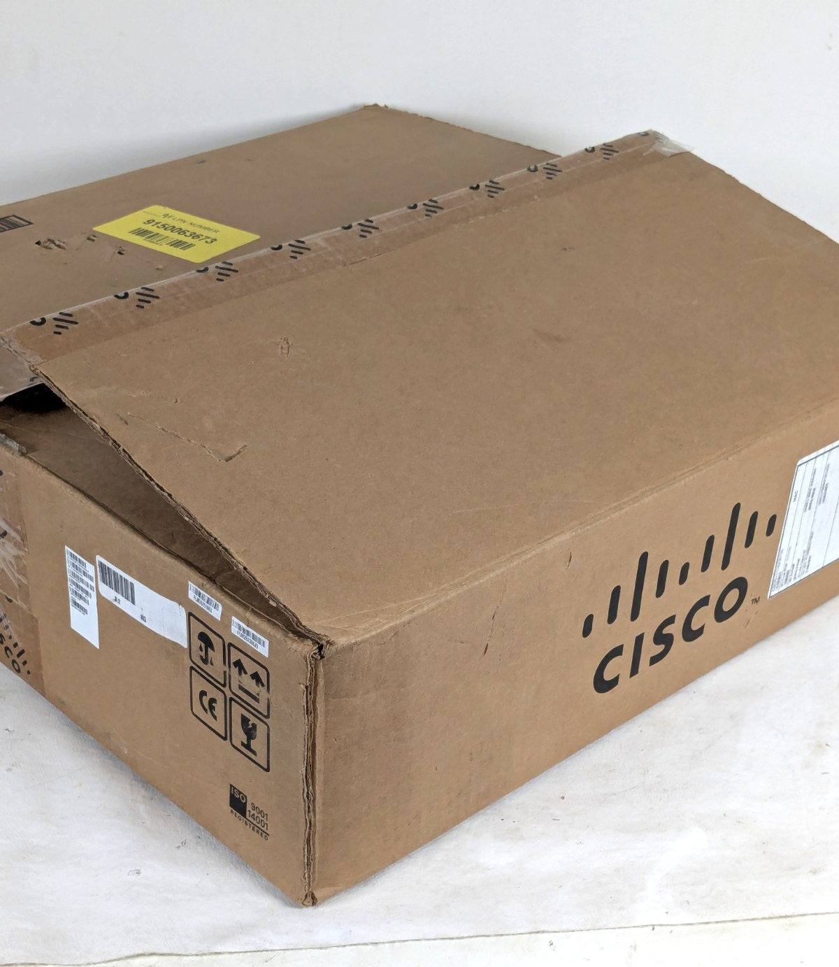 CISCO ISR4331 -No CPU Issue- Integrated Services Router ISR4331/K9 CISCO ISR4331 -No CPU Issue- Integrated Services Router ISR4331/K9