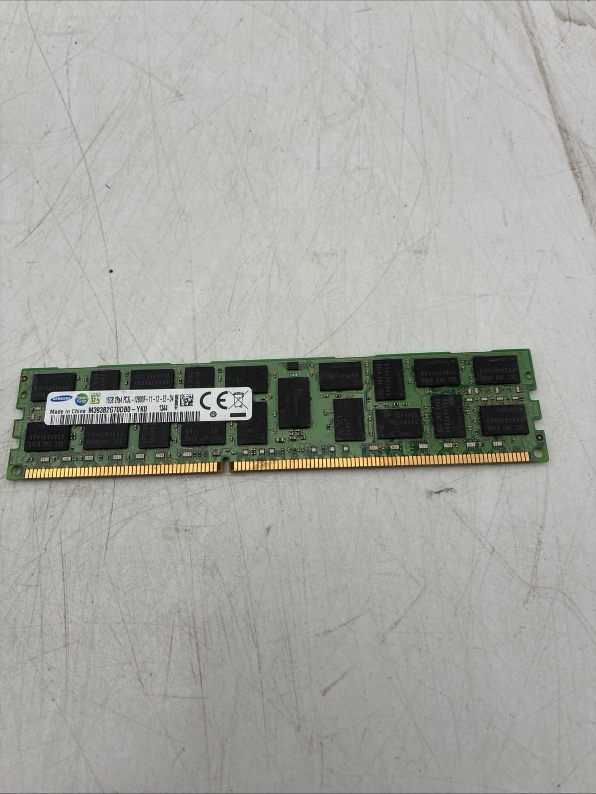 Samsung 16GB  2Rx4 PC3L-12800R M393B2G70DB0-YK0 DDR3 1600MHz Reg ECC RDIMM