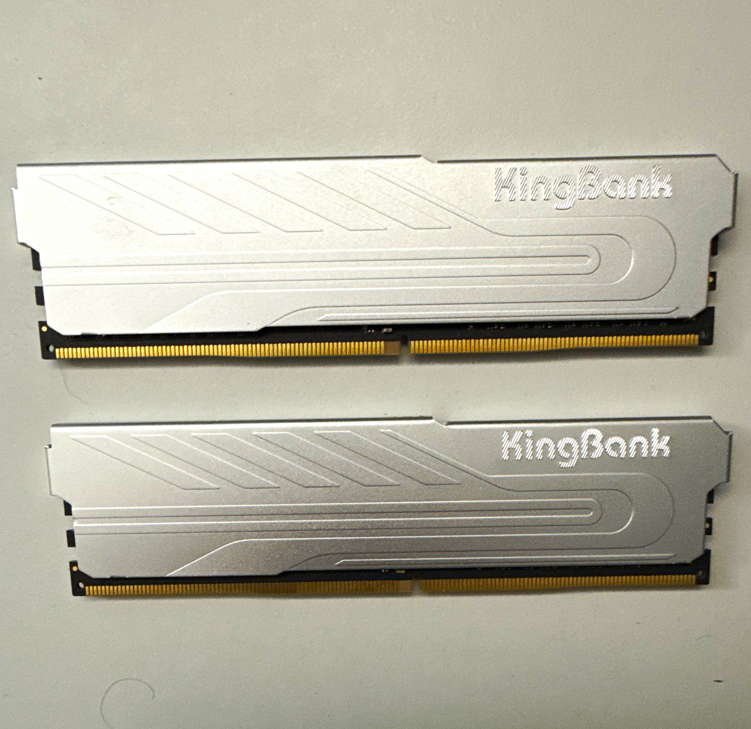 KingBank KJXS 16GB (2x8GB) DDR4-3200 PC4-25600 288-Pin UDIMM