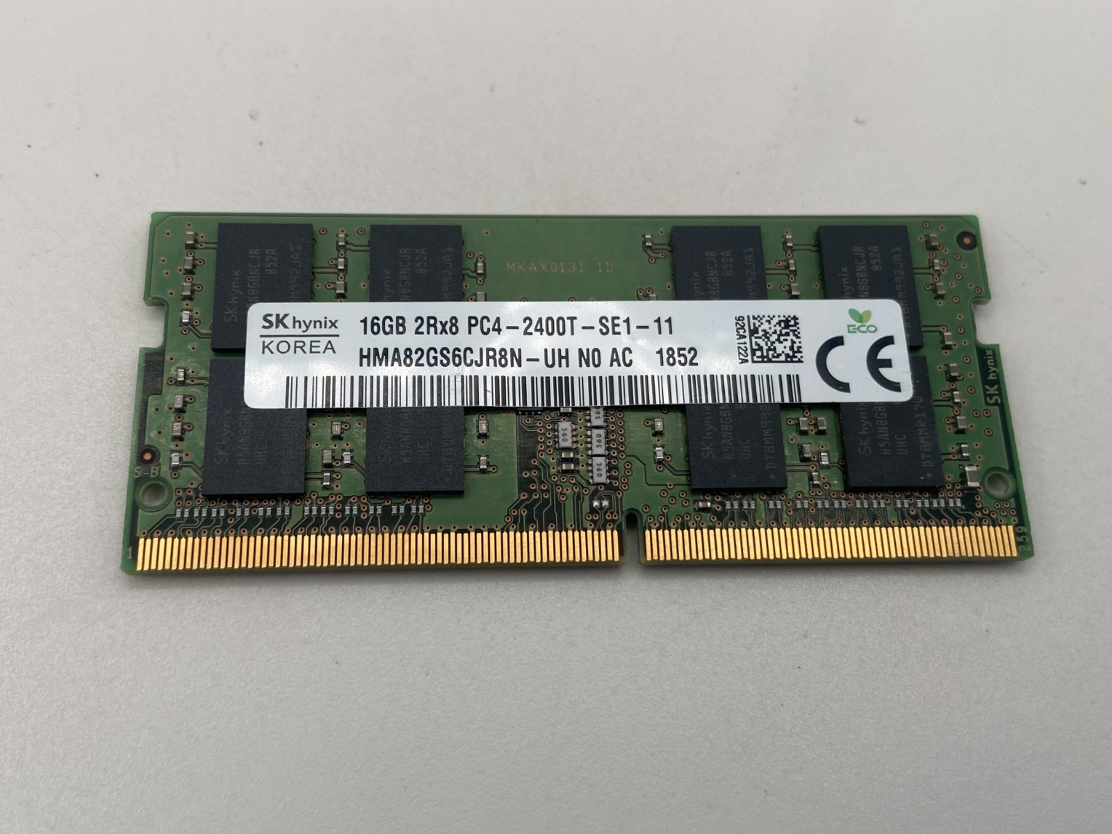 SK Hynix 16GB (1x16GB) 2400MHz HMA82GS6CJR8N-UH N0 AC 2Rx8 PC4-2400T Laptop RAM