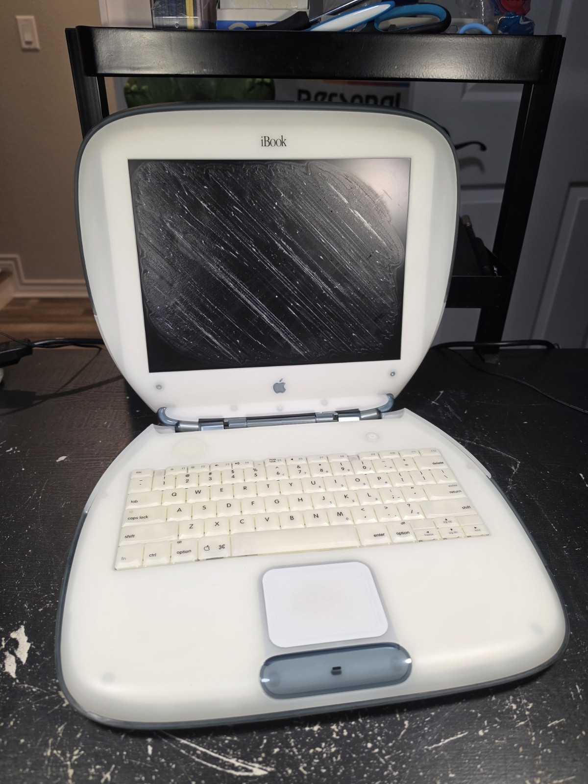 Vintage 2000 Graphite Apple iBook G3 Clamshell M6411 FOR PARTS OR REPAIR