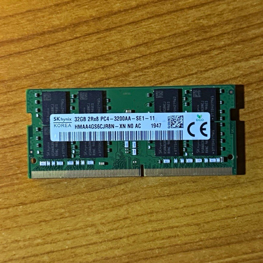 SK Hynix 32GB DDR4 SO-DIMM PC4-3200AA ECC 260-Pin RAM HMAA4GS6CJR8N-XN